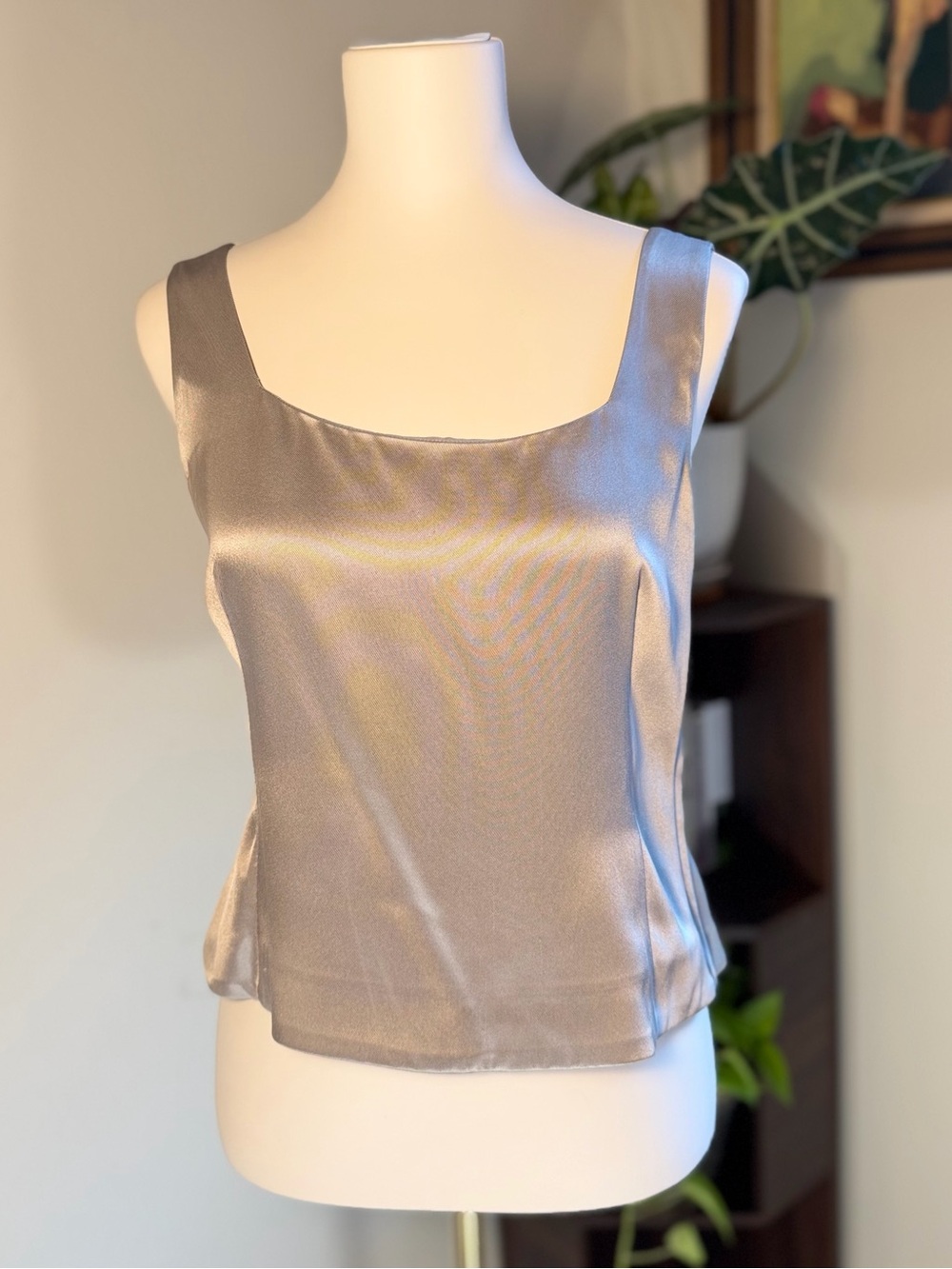 Akris 100% Silk Sleeveless Shell Top Silver Square Neck Side Zip Size US 8 - Picture 3 of 11